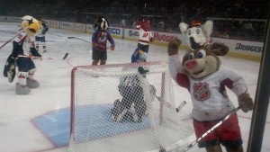 Mascot - Stormy scores